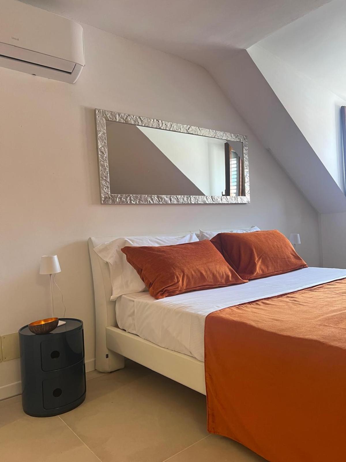 Domus Orestea Luxury Suites パレルモ エクステリア 写真